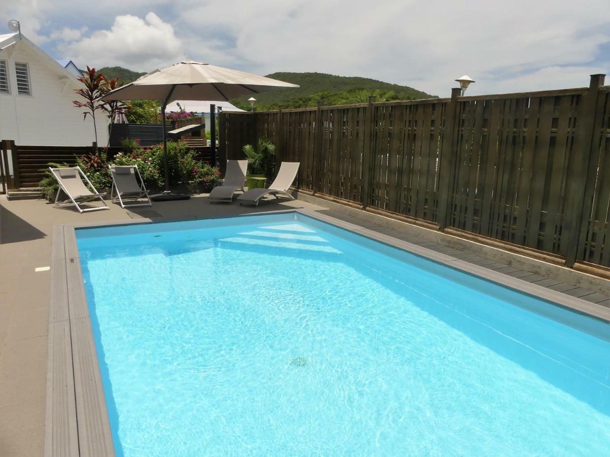 Perle De Clugny Apartment Sainte-Rose Ngoại thất bức ảnh
